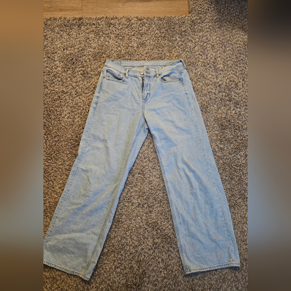 American Eagle Outfitters Light Blue Straight Leg Jeans